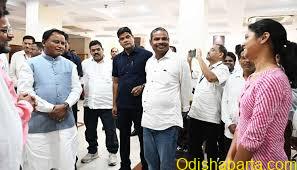 CM Majhi reviews construction progress of new ‘Odisha Bhavan’ in New Delhi