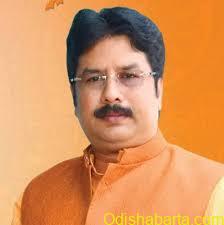 Minister Krushna Chandra Mahapatra