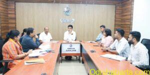Ganjam DM assesses fertiliser stock, supply