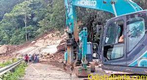 Kalinga Ghat Landslide NHAI Starts Clearing Road Plans Permanent Fix