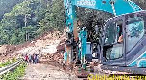 Kalinga Ghat Landslide NHAI Starts Clearing Road Plans Permanent Fix