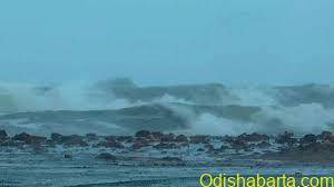 Cyclone Montha intensifies