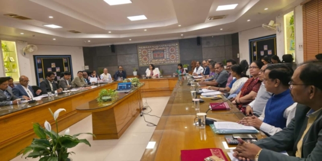 Compressed by jpeg-recompress