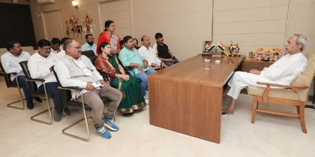 Compressed by jpeg-recompress