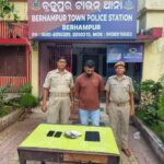 BERHAMPUR POLICE SUCCESSFULLY BUSTED IPL BETTING RACKET.