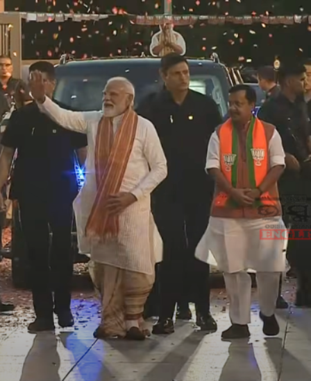 modi at bjp head quarter,excited bengal result
