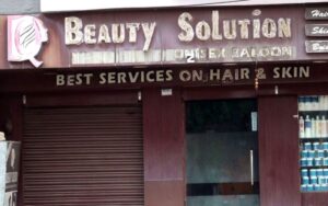 beauty-parlour=sex-lady rapedalleged
