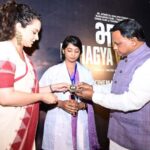 Kangana Ranaut & Odisha CM Mohan Charan Majhi Honour Healthcare Heroes at Bharat Bhagya Vidhata Screening in Bhubaneswar