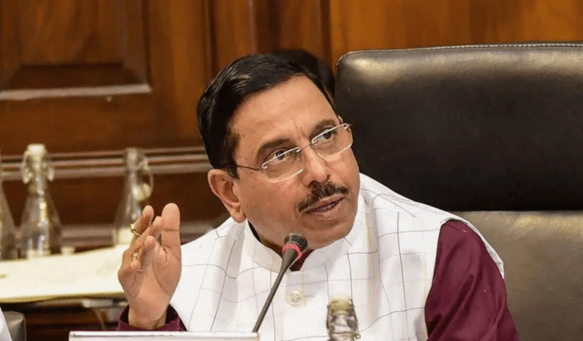 prahalad-education-minister