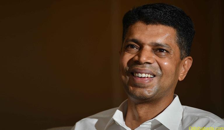 vk pandian summoned by odisha cop-file missing matter