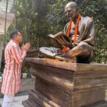 IGP Satyajit Nayak pays tribute to Mahatma Gandhi and Lal Bahadur Shastri