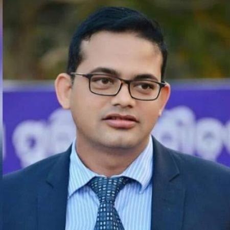 Satyajit-ips-author